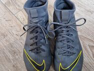 Fussballschuhe gr. 36 2/3, 35, und 33,5 zu verkaufen - Petersaurach