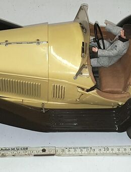 Pocher Fertigmodell Alfa Romeo 8C 2300 Spider Gran Sport 1932 K73, ggf. mit Glasvitrine + Fahrerfigur, top gebaut Maßstab 1:8 - Bovenden
