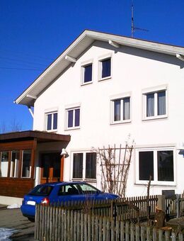 Wohnhaus mit Werkstatt und Photovoltaikanlage - Roßhaupten