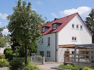 (EF0136_M) Erfurt: Hochheim, kleine 2-Zimmer-Mansardenwohnung in ruhigem Wohnhaus mit Garten, nahe zur EGA, WLAN inkl. - Erfurt