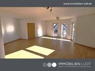 Lichtdurchflutete 2 ZKB Wohnung in ruhiger Lage mit Balkon. - Quierschied