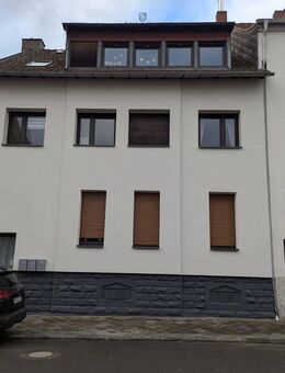Sanierte 3-ZKB Dachgeschosswohnung in toller Lage am oberen Rastpfuhl - Saarbrücken