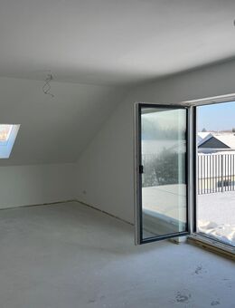 Neubau 2 ZKB mit sehr großer Dachterrasse 30m2 - Fernwärme "grüne Heizung" sehr Nachhaltig - KFW 55EE - Ingolstadt