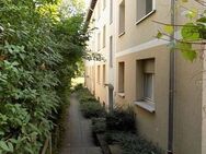 Frisch sanierte zwei-Zimmer-Wohnung in zentraler Lage - Bonn