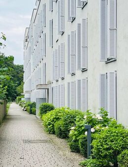 Provisionsfrei - Klug geschnittene Wohnung mit sonnigem Balkon in gefragter Lage am Luitpoldpark - München
