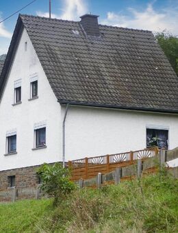 *Freistehendes Einfamilienhaus in wunderbar naturverbundener Lage* - Ahrbrück
