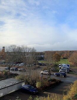 Geestland// Helle Dachgeschosswohnung in beliebtem Wohngebiet Langens - 2ZKB - Langen (Landkreis Cuxhaven)