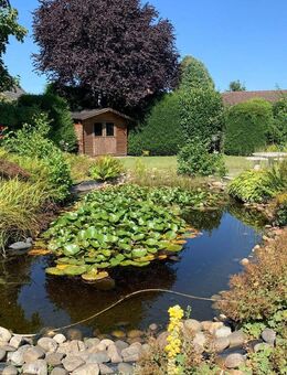 Freistehendes, repräsentatives Einfamilienhaus / traumhafter Südwest - Garten mit Naturteich / Sackgassenendlage / hochwertige Innenausstattung / - Haltern (See)
