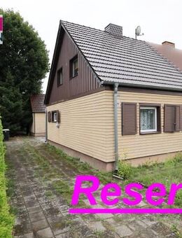 RESERVIERT!!! Kleine DHH mit grossem Tobegarten sucht kreative Handwerker - Eberswalde