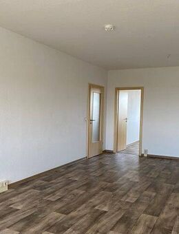 Saniert 2023: 3-Raum-Wohnung mit Balkon! - Oschersleben (Bode)