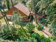 Geräumiges Ferienhaus mit Veranda mitten in der Natur von Uelsen - Uelsen