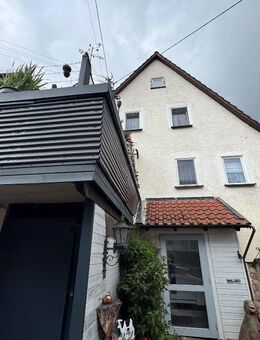 "Alt aber mit Charme - Einfamilienhaus (Grenzbau) mit Flair in Ostelsheim" - Ostelsheim