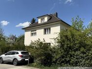 Sanierungsbedürftiges Zweifamilienhaus mit viel Platz für neue Ideen! - Haar