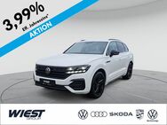 VW Touareg, 3.0 R-line IQ LIGHT, Jahr 2021 - Darmstadt