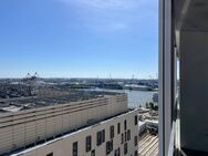 Skyline-Studio mit Stil - Design-Apartment über dem Hafenbecken - Hamburg