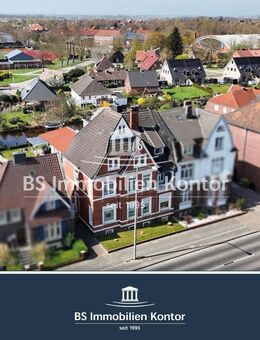Bauunternehmer und Kapitalanleger aufgepasst! Stadtvilla mit drei Wohneinheiten und sep. Bauplatz in Kanallage! - Emden