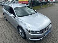 VW Passat 2.0TDI Highline*R.LINE SPORT PAKET*HUD*NA - Offenbach (Main)