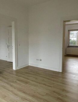 Frisch saniert, top gelegen - stilvolle 5ZKB Wohnung in Rheine-Gellendorf wartet auf Sie! - Rheine