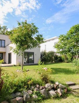 Exklusives Architektenhaus mit viel Platz für die ganze Familie in Seenähe (Groß Glienicke) - Potsdam