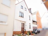 Großzügiges Stadthaus mit Terrasse, Balkon und Stellplatz in Zell Kaimt - Zell (Mosel)