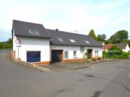 Ruhig gelegenes, freistehendes Haus mit Balkon, Terrasse, Garten und Garage in Neroth - Neroth