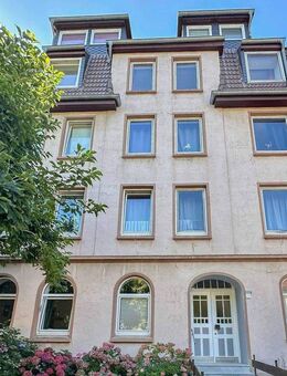 Gepflegtes Mehrfamilienhaus mit 9 Wohneinheiten und solider Rendite in Kiel-Dietrichsdorf - Kiel