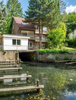 Traumhaftes 2-Familien-/Mehrgenerationenhaus mit Einliegerwohnung und Seeblick am Kleinen Küchensee in Ratzeburg - Ratzeburg