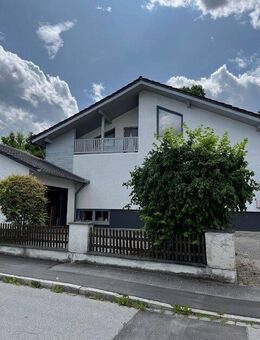 Familien(t)raum mit Gartenparadies - 2 Garagen, viel Raum & ideal für mehrere Generationen! - Osterhofen