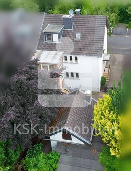 Bezugsfrei: Leerstehendes Zweifamilienhaus mit tollem Grundstück in zentraler Lage von Wesseling! - Wesseling