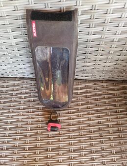 Handyhaltetasche von Klickfix 360 grad Wasser dicht - Trebbin