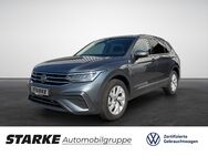 VW Tiguan, 2.0 TDI Allspace Life, Jahr 2023 - Georgsmarienhütte