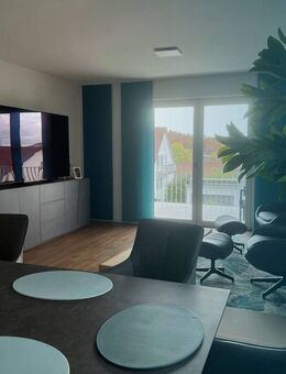 Stilvoll geschnittene 2-Zimmer-Wohnung mit zwei Balkonen - Heidenheim (Brenz)