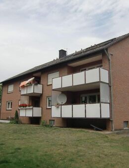 Attraktive Dachgeschosswohnung in bevorzugter Wohnlage in Warburg - zentrumsnah und dennoch ruhig - Warburg (Hansestadt)