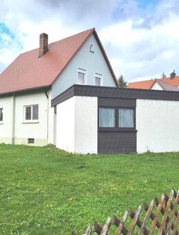 Einfamilienhaus mit Doppelgarage in Kirchehrenbach zu vermieten. - Kirchehrenbach