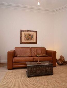 Eleganz, Wärme und Gemütlichkeit - stilvolle möblierte Altbauwohnung im Eigelsteinviertel - Köln