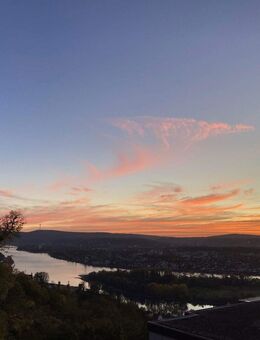 Dachgeschosswohnung mit Traumblick. Der Rhein und Koblenz liegen Ihnen zu Füßen! - Vallendar