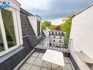 !! Wunderschöne Zwei-Zimmerwohnung erwartet Sie in bester City-Ost-Lage !! + Balkon und Dachfenster - Berlin