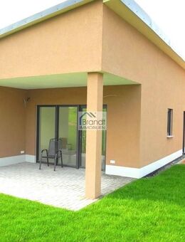 Keine Energiekosten mehr! Großzügiger Bungalow, komplett schlüsselfertig! Incl. Garage! - Wanfried