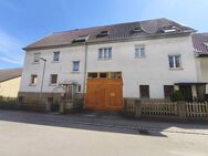 ***NEU*** Großzügiges Mehrfamilienhaus mit übergroßer Garage, Garten & Dachterrasse - Walheim