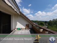 Lichthelles Wohndomizil mit Ausbaureserve + XXL-Dachterrasse mit traumhaftem Ausblick in der Blütenstadt Leichlingen - Leichlingen (Rheinland, Blütenstadt)