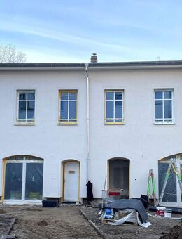 Etwas ganz Besonderes: Maisonette in ausgebauter Remise! - Berlin