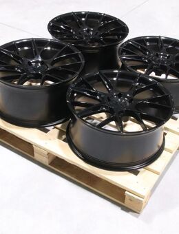 Set-JR#34 – Japan Racing JR42 Felgenset - Neuhaus (Inn)