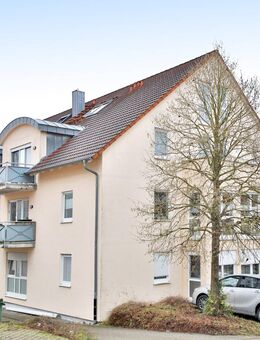 Gemütliche Dachgeschosswohnung mit Duplexstellplatz als Kapitalanlage - Oberderdingen
