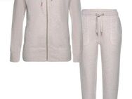 Bench. Loungewear Loungeanzug (Set, 2 tlg., 1 Stück) mit goldenem Logomotiv