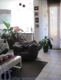 Hübsche topgepflegte 2 ZKB-Eigentumswohnung in Innenstadtlage von Homburg - Homburg