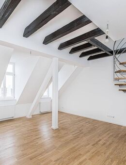 Frisch renoviert - 2 Zimmer im Dachgeschoss - Leipzig