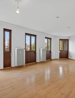 Lichtdurchflutete 2-ZKB-Wohnung mit Balkon & TG-Stellplatz - Ihr neues Zuhause in der Karlsruher Oststadt - Karlsruhe