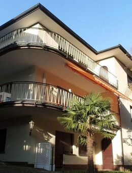 Helle, ruhige Dreizimmerwohnung mit Südterrasse und großem Garten am Albufer von Privat - Bad Herrenalb