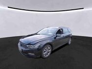 VW Passat Variant, 2.0 TDI Business, Jahr 2022 - Pirna