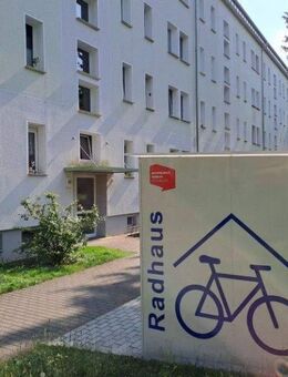 3-Zimmer-Wohnung mit Balkon und Dusche - Dessau-Roßlau